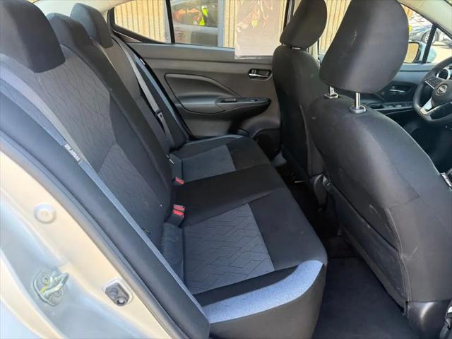 2025 Nissan Versa 1.6 SV