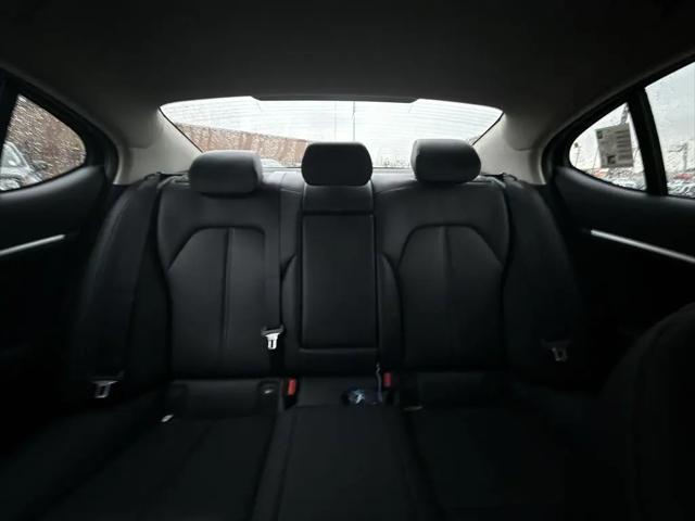 2026 Genesis G70 2.5T RWD Prestige