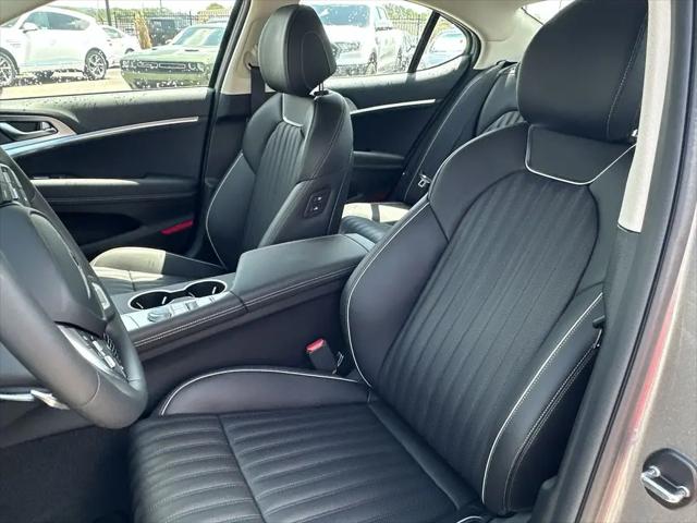 2026 Genesis G70 2.5T RWD Prestige