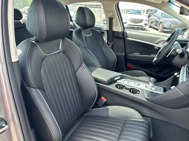 2026 Genesis G70 2.5T RWD Prestige