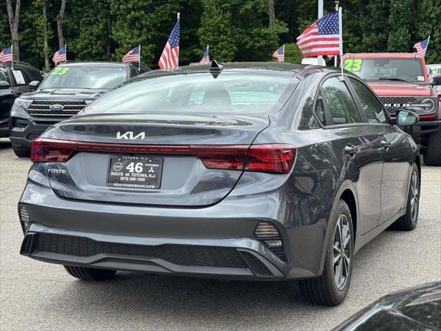 2023 Kia Forte LXS