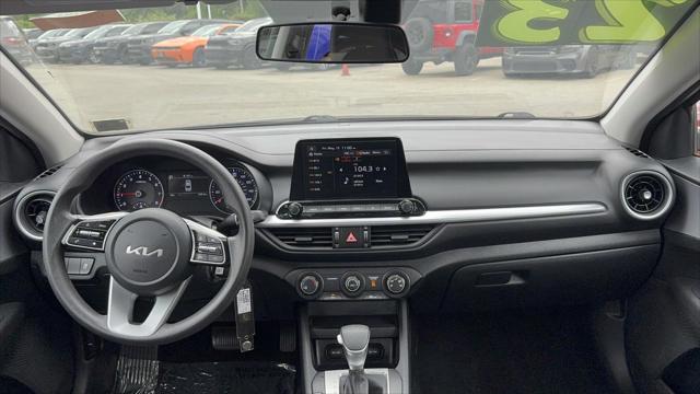 2023 Kia Forte LXS