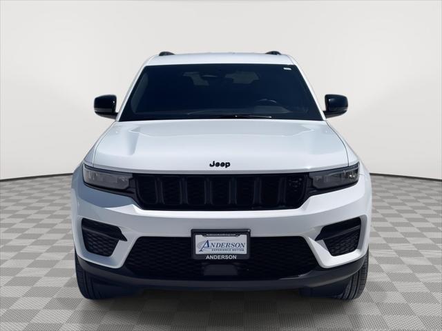 2025 Jeep Grand Cherokee Altitude 4x4