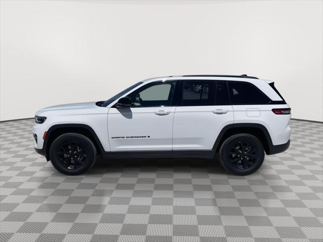2025 Jeep Grand Cherokee Altitude 4x4