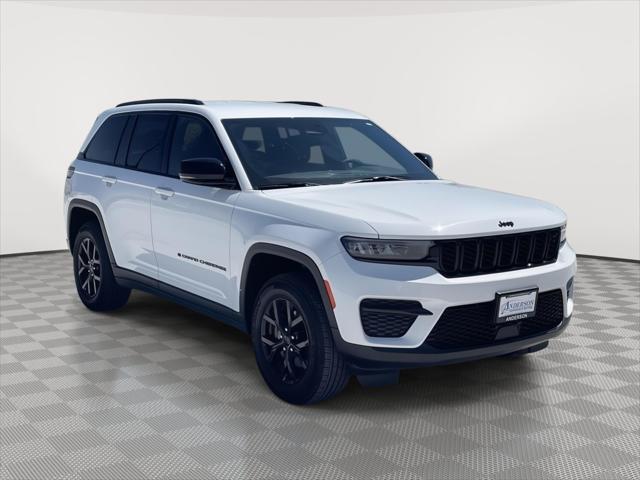 2025 Jeep Grand Cherokee Altitude 4x4