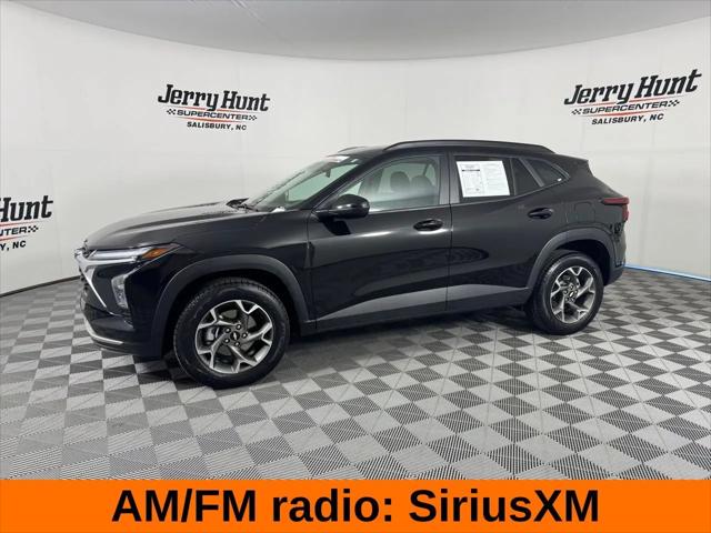 2025 Chevrolet Trax FWD LT