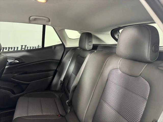 2025 Chevrolet Trax FWD LT