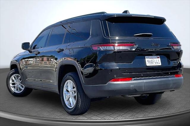 2023 Jeep Grand Cherokee L Laredo 4x2