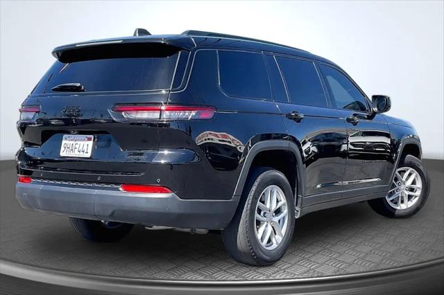 2023 Jeep Grand Cherokee L Laredo 4x2