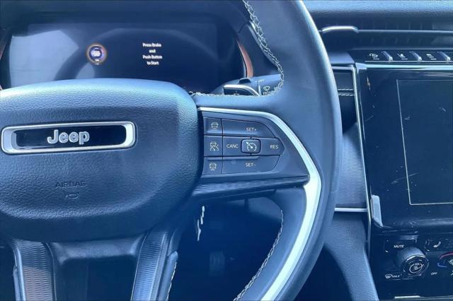 2023 Jeep Grand Cherokee L Laredo 4x2