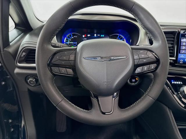 2024 Chrysler Pacifica Hybrid Premium S Appearance Pkg