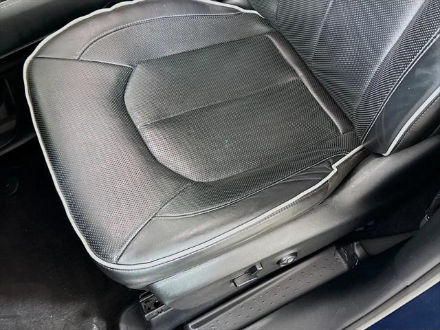 2024 Chrysler Pacifica Hybrid Premium S Appearance Pkg