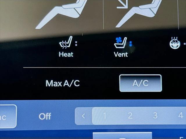 2024 Chrysler Pacifica Hybrid Premium S Appearance Pkg