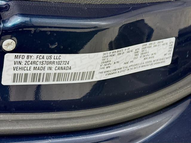 2024 Chrysler Pacifica Hybrid Premium S Appearance Pkg