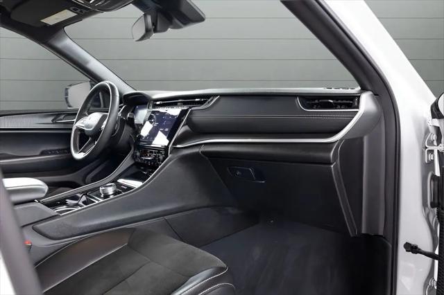 2023 Jeep Grand Cherokee L Altitude 4x4