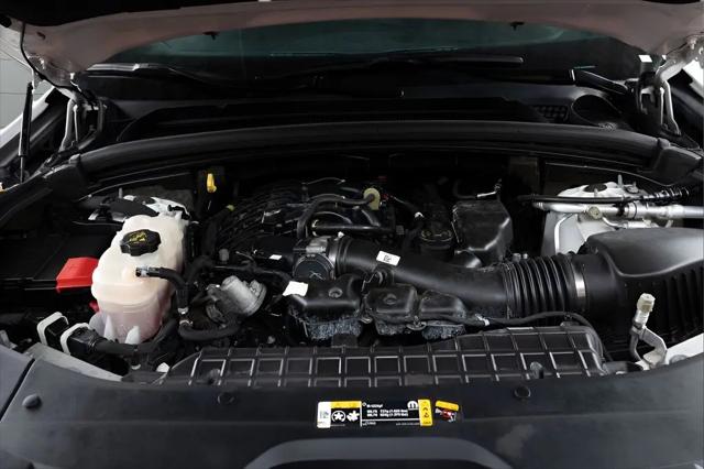 2023 Jeep Grand Cherokee L Altitude 4x4