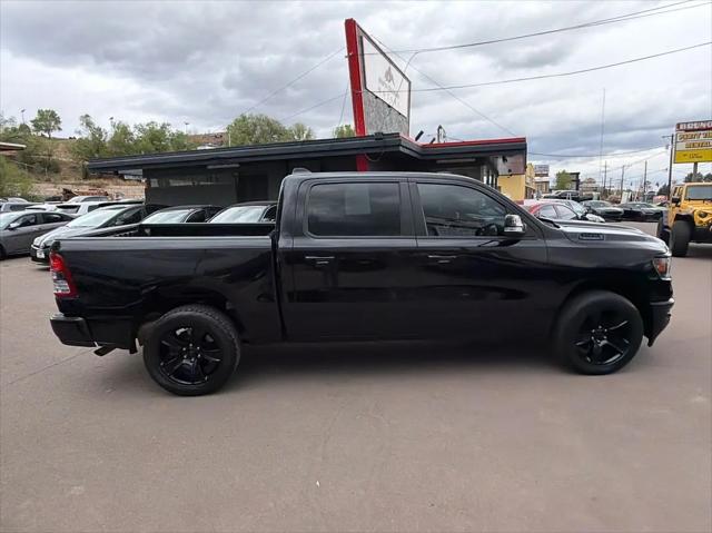 2022 Ram 1500 Big Horn Crew Cab 4x4 5'7" Box