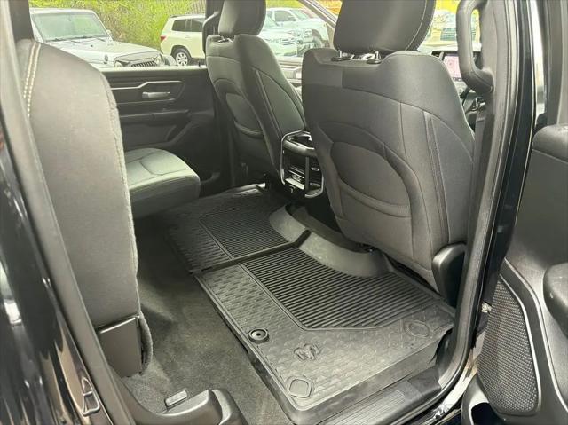 2022 Ram 1500 Big Horn Crew Cab 4x4 5'7" Box