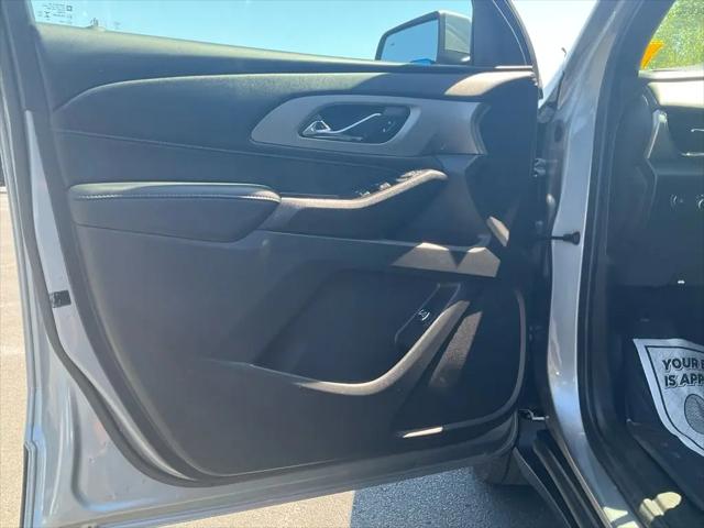 2023 Chevrolet Traverse FWD LT Cloth