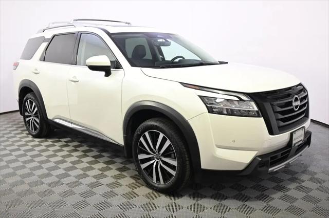 2023 Nissan Pathfinder Platinum 4WD