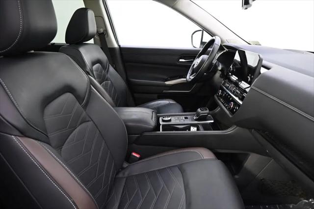 2023 Nissan Pathfinder Platinum 4WD