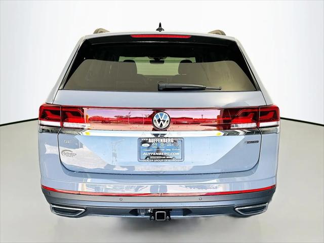 2026 Volkswagen Atlas SE with Technology