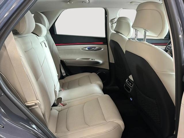 2026 Genesis GV70 2.5T Select