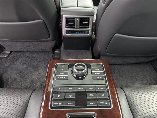 2014 Hyundai Equus Signature