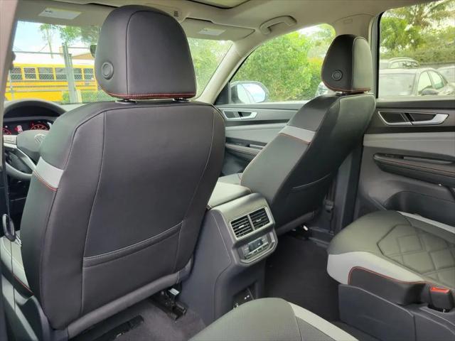 2026 Volkswagen Atlas Peak Edition