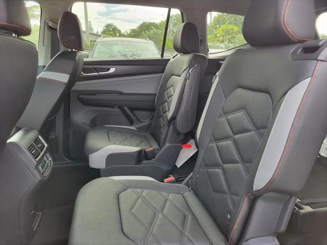 2026 Volkswagen Atlas Peak Edition