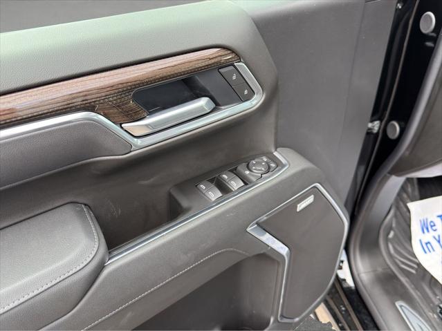 2026 Chevrolet Silverado 1500 4WD Crew Cab Short Bed RST