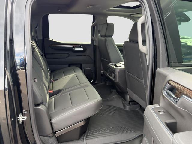 2026 Chevrolet Silverado 1500 4WD Crew Cab Short Bed RST