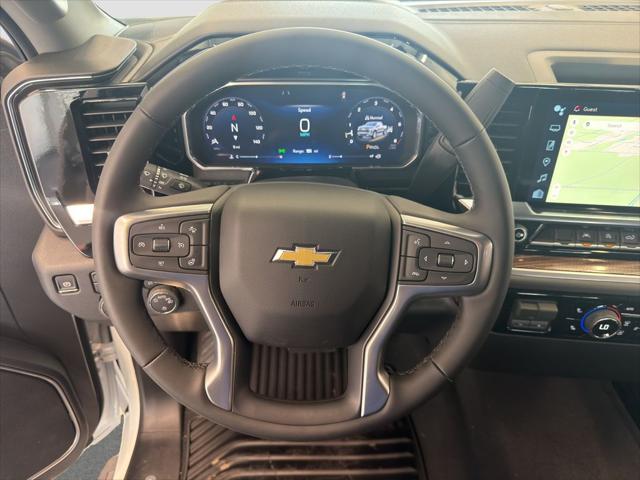 2026 Chevrolet Silverado 1500 4WD Crew Cab Standard Bed LT