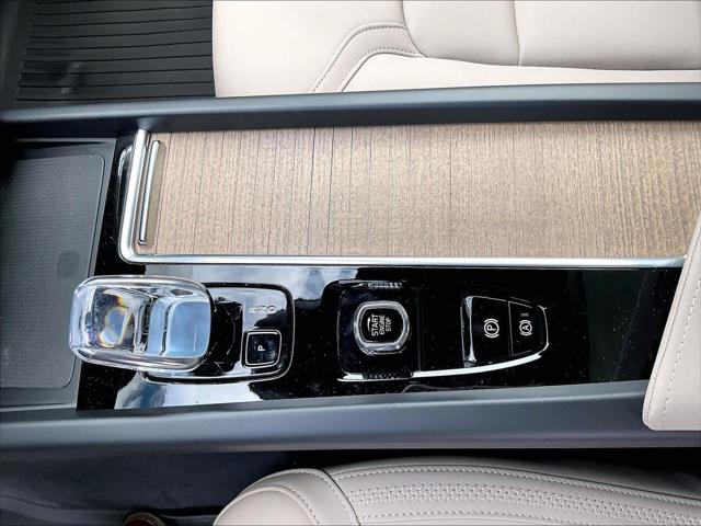 2026 Volvo XC60 Plug-In Hybrid Plus, T8 AWD Electric/Gasoline, Dark
