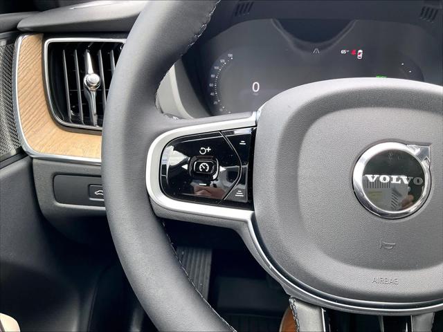 2026 Volvo XC60 Plug-In Hybrid Plus, T8 AWD Electric/Gasoline, Dark