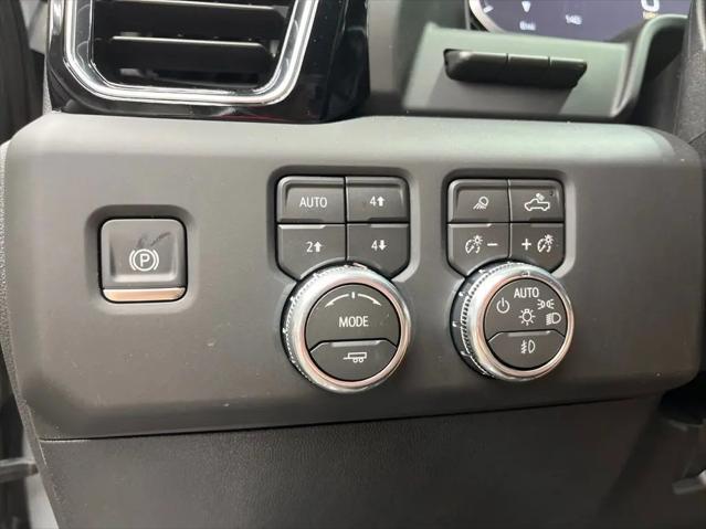 2026 GMC Sierra 2500HD Crew Cab, Standard Bed, Denali Ultimate, 4WD