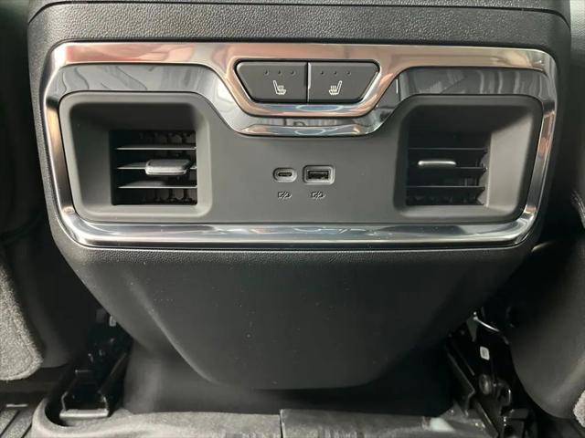 2026 GMC Sierra 2500HD Crew Cab, Standard Bed, Denali Ultimate, 4WD