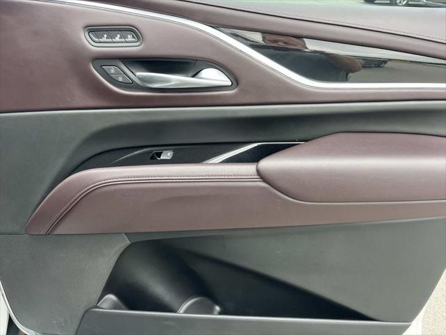2022 Cadillac Escalade ESV 4WD Sport Platinum
