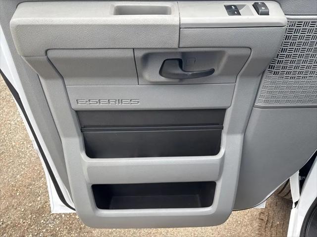 2027 Ford E-Series Cutaway E-Series Cutaway