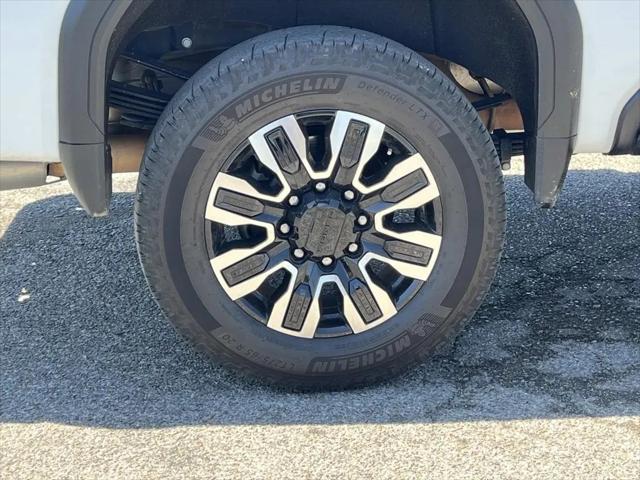 2024 GMC Sierra 2500HD 4WD Crew Cab Standard Bed Denali Ultimate