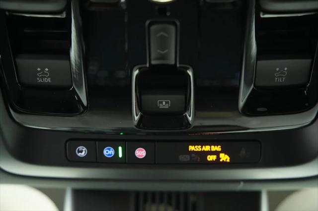 2026 GMC Yukon XL 4WD AT4