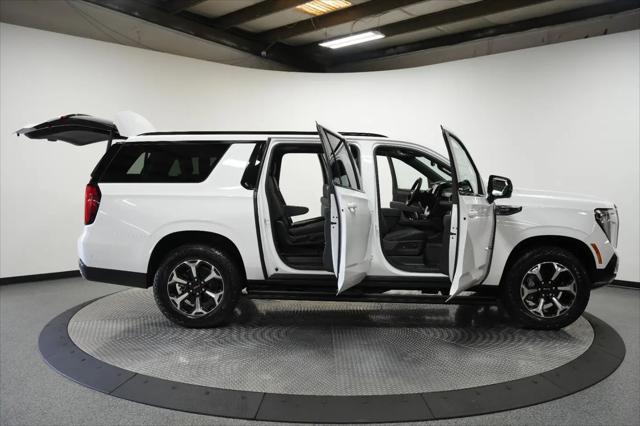 2026 GMC Yukon XL 4WD AT4