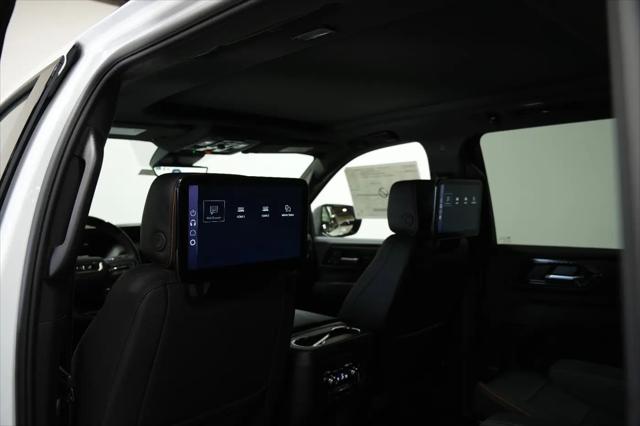 2026 GMC Yukon XL 4WD AT4