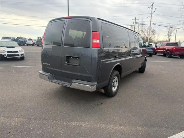 2017 Chevrolet Express LT