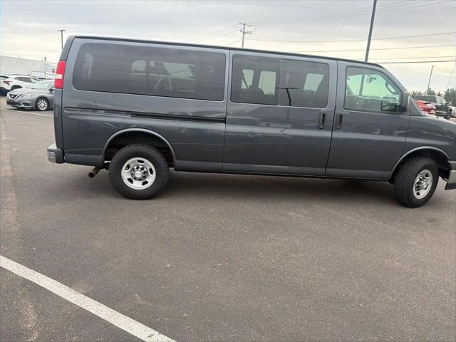 2017 Chevrolet Express LT