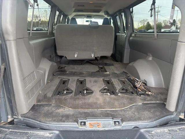 2017 Chevrolet Express LT