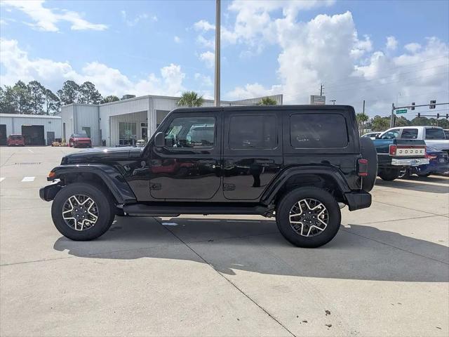 2026 Jeep Wrangler 4-Door Sahara 4x4