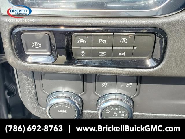 2026 GMC Yukon 2WD Elevation