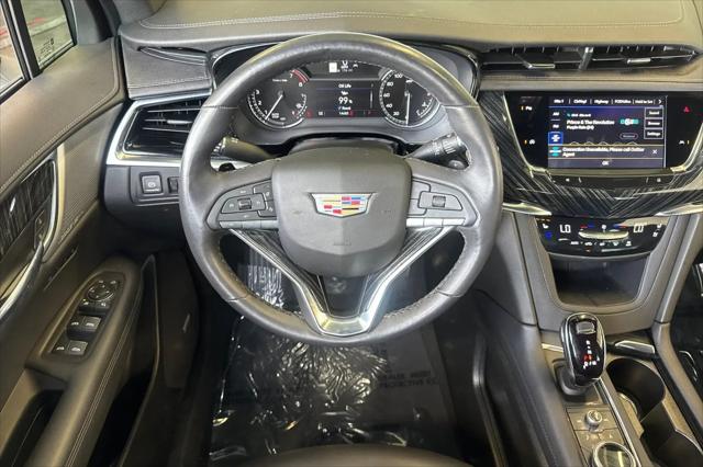 2025 Cadillac XT6 FWD Premium Luxury