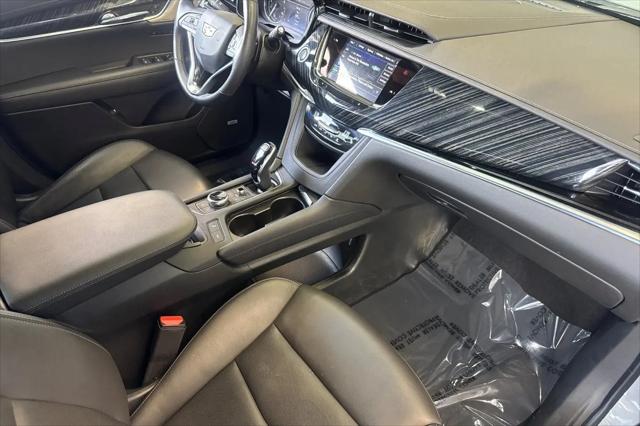 2025 Cadillac XT6 FWD Premium Luxury